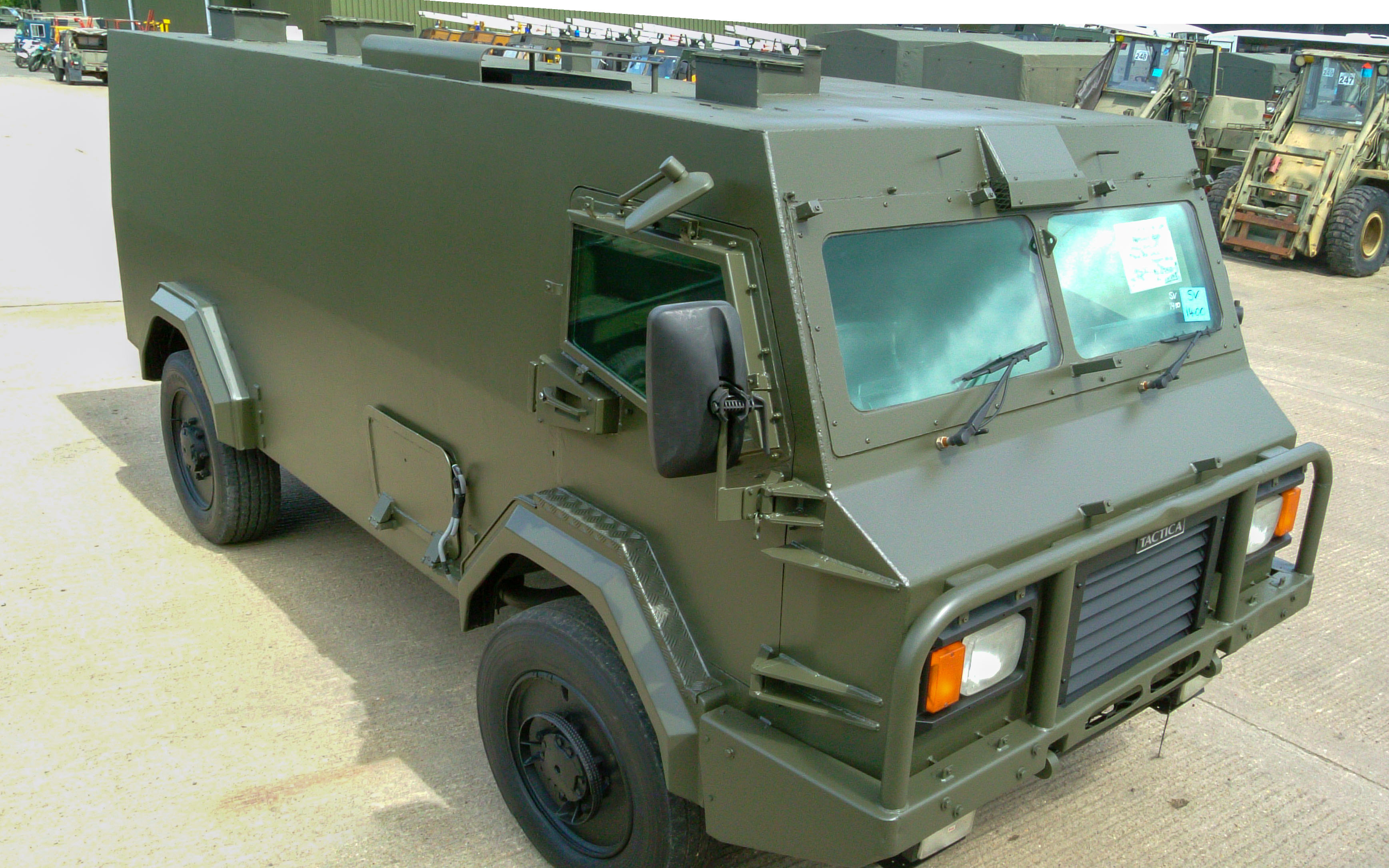 Alvis Tactica APC 4x4